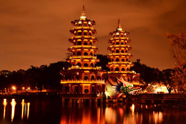Dragon and Tiger tower - kai/Getty Images Slide 24 de 24: Dragon and Tiger tower