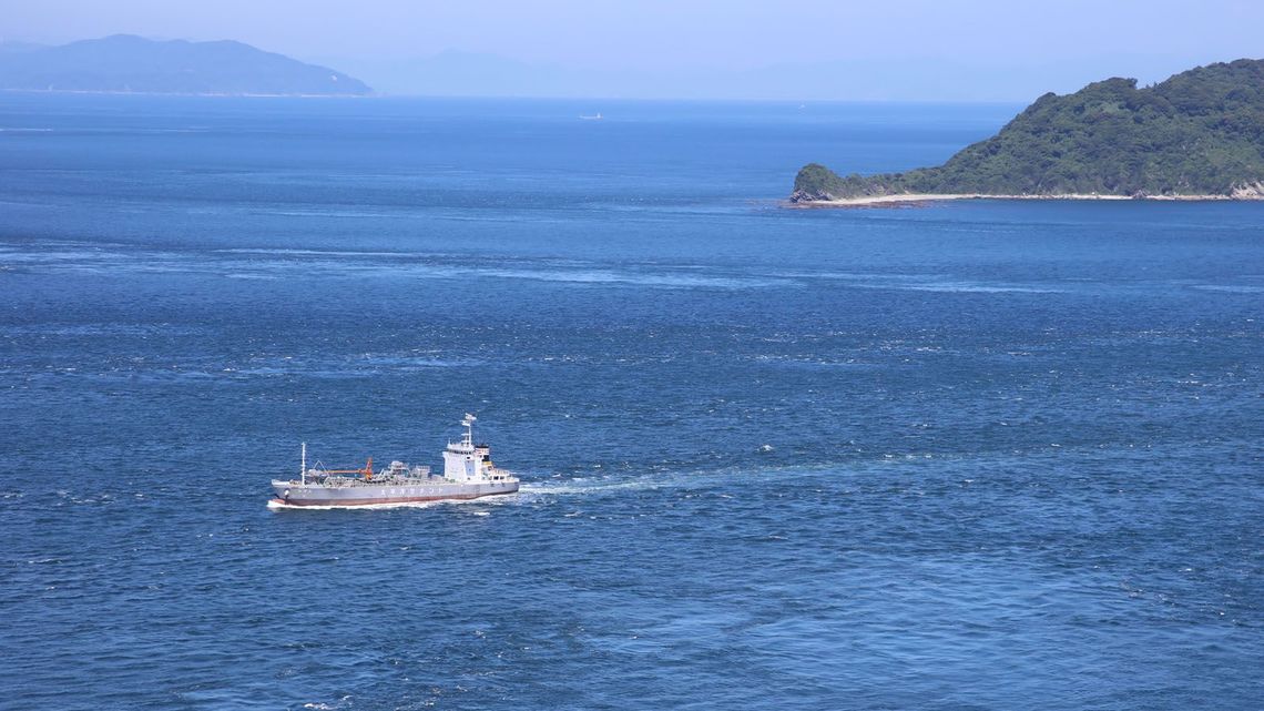 消える内航船 静かに進む 海の物流危機 船員の過半数が50歳超でも 外国人はノー