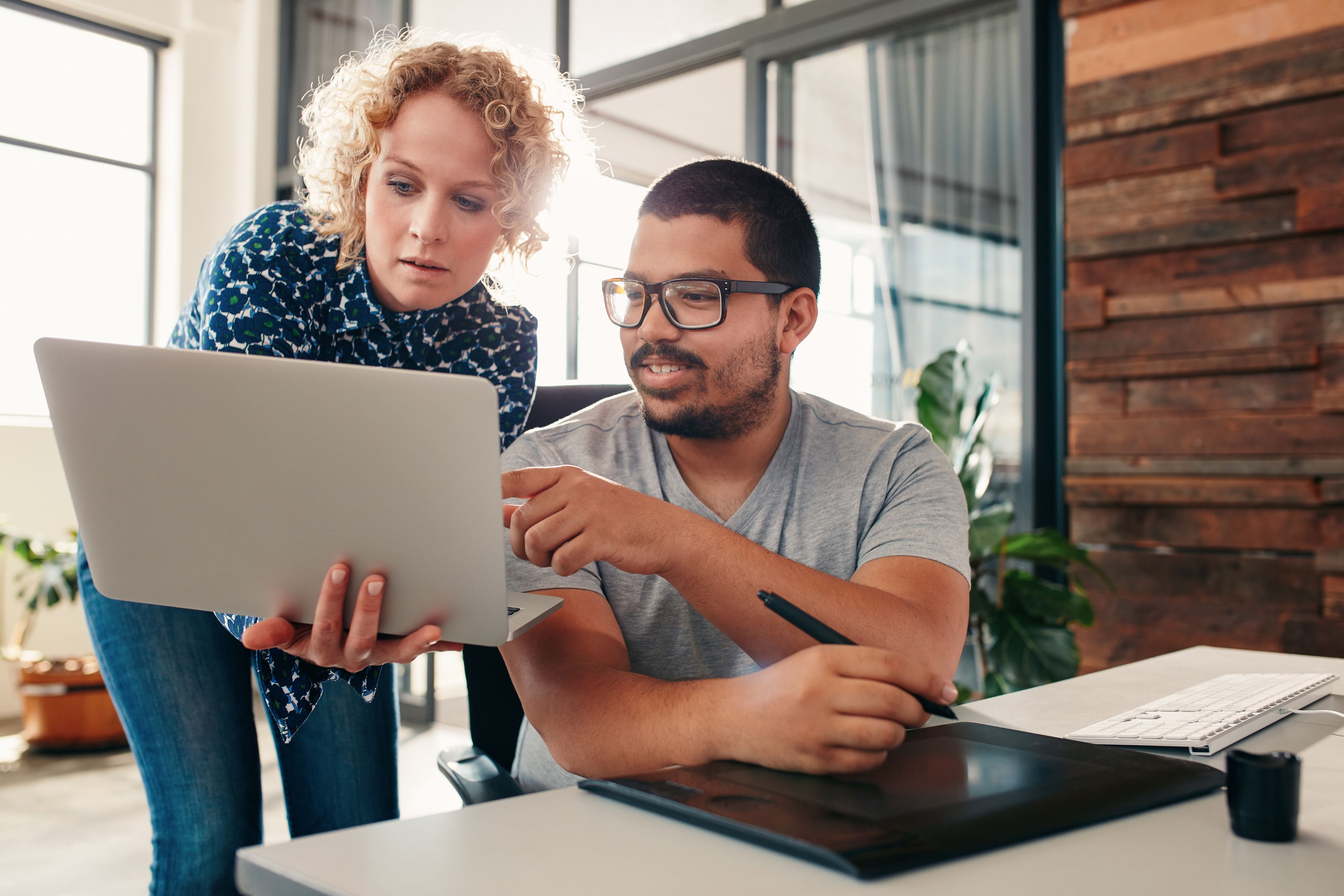 Health hazards in the office and how to best avoid them