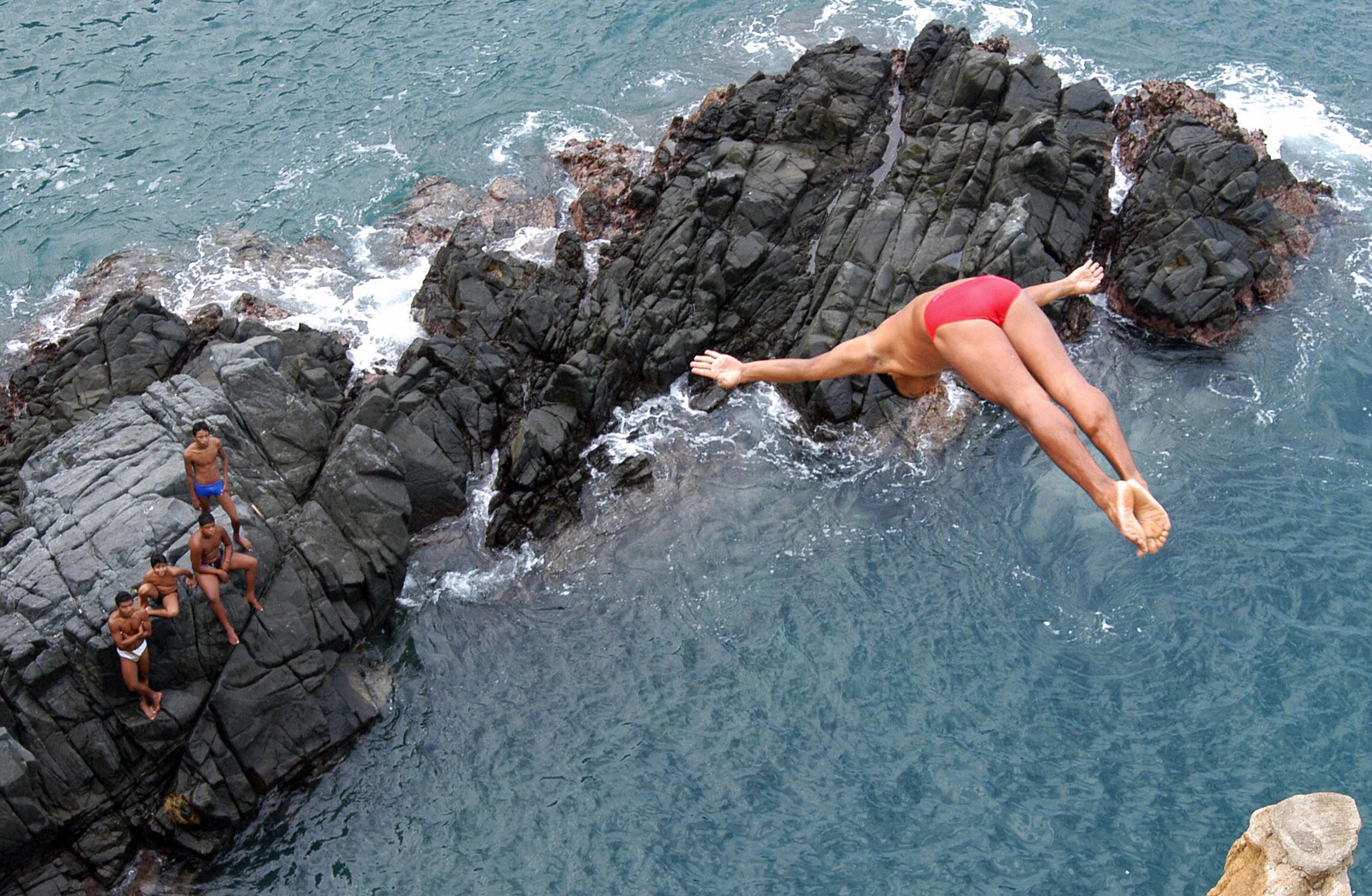 12 cliff-diving hotspots around the world