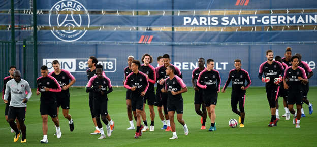 Paris Saint-Germain's team players run during a training session of the Paris Saint-Germain football team on August 24, 2018 at the Camp des Loges, in Saint-Germain-en-Laye, on the outskirts of Paris, on the eve of their French L1 football match. (Photo by FRANCK FIFE / AFP)        (Photo credit should read FRANCK FIFE/AFP/Getty Images)