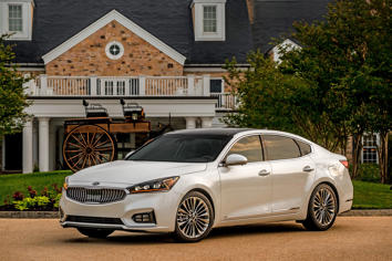 Research 2019
                  KIA Cadenza pictures, prices and reviews