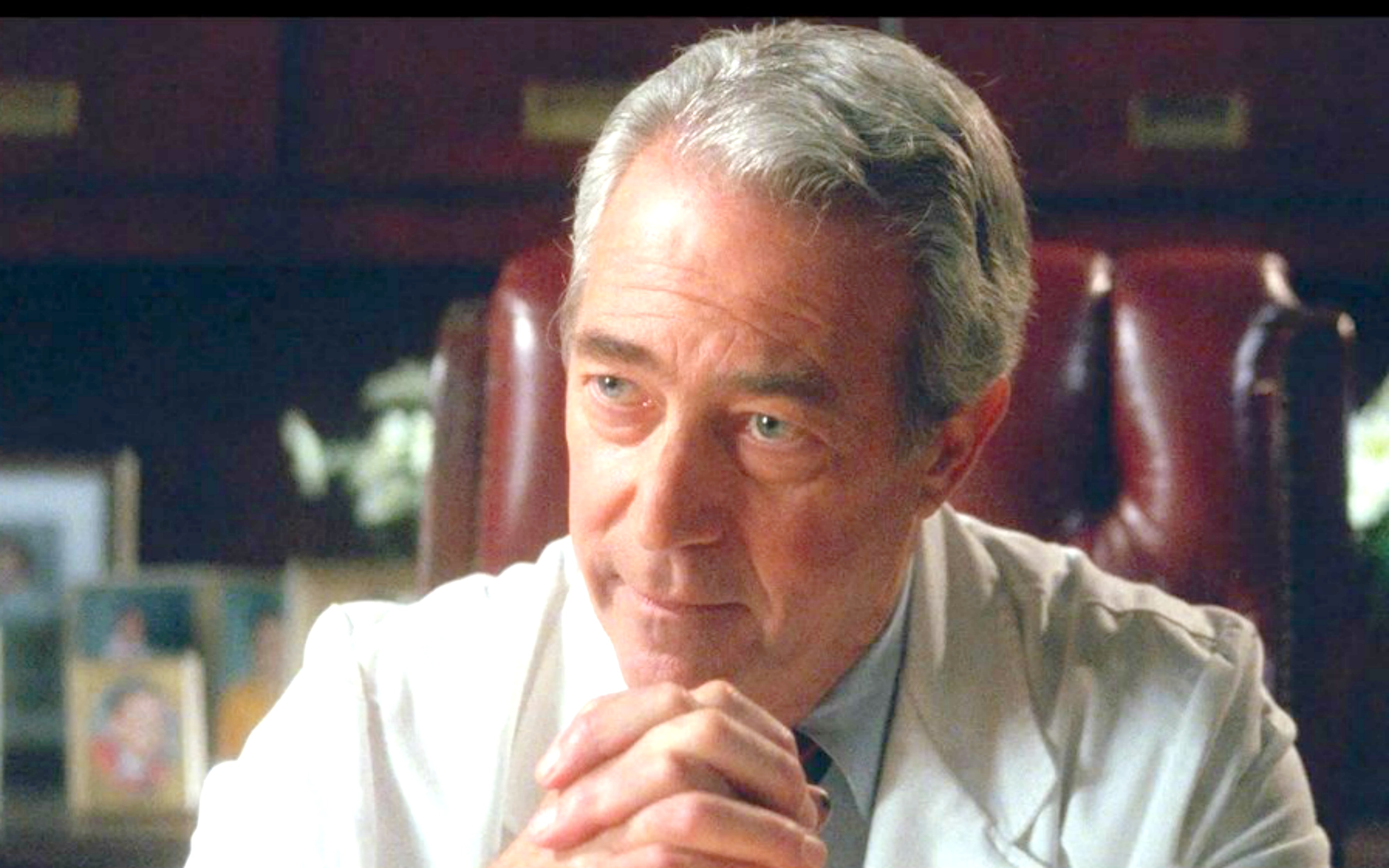Diapositiva 8 de 60: James Karen (25 de octubre) - Conocido secundario (de lujo) de cine, el veterano James Karen fallecÃ­a a los 94 aÃ±os. PasarÃ¡ a la historia por ser Frank en 'El regreso de los muertos vivientes', Ed en 'La divertida noche de los zombies' y el Sr. Teague en 'Poltergeist'.
