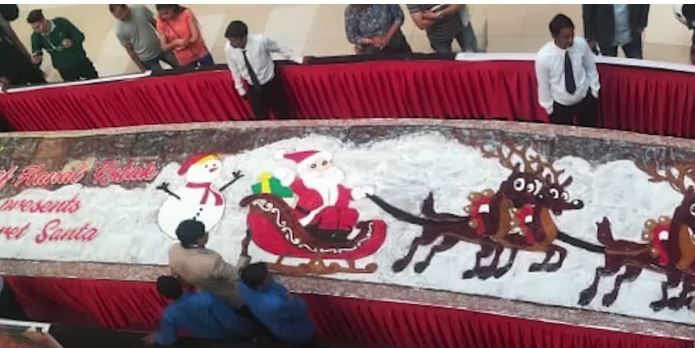 Christmas: 750 kg plum cake on display in Ahmedabad