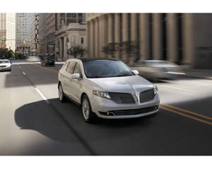 Research 2019
                  Lincoln MKT pictures, prices and reviews