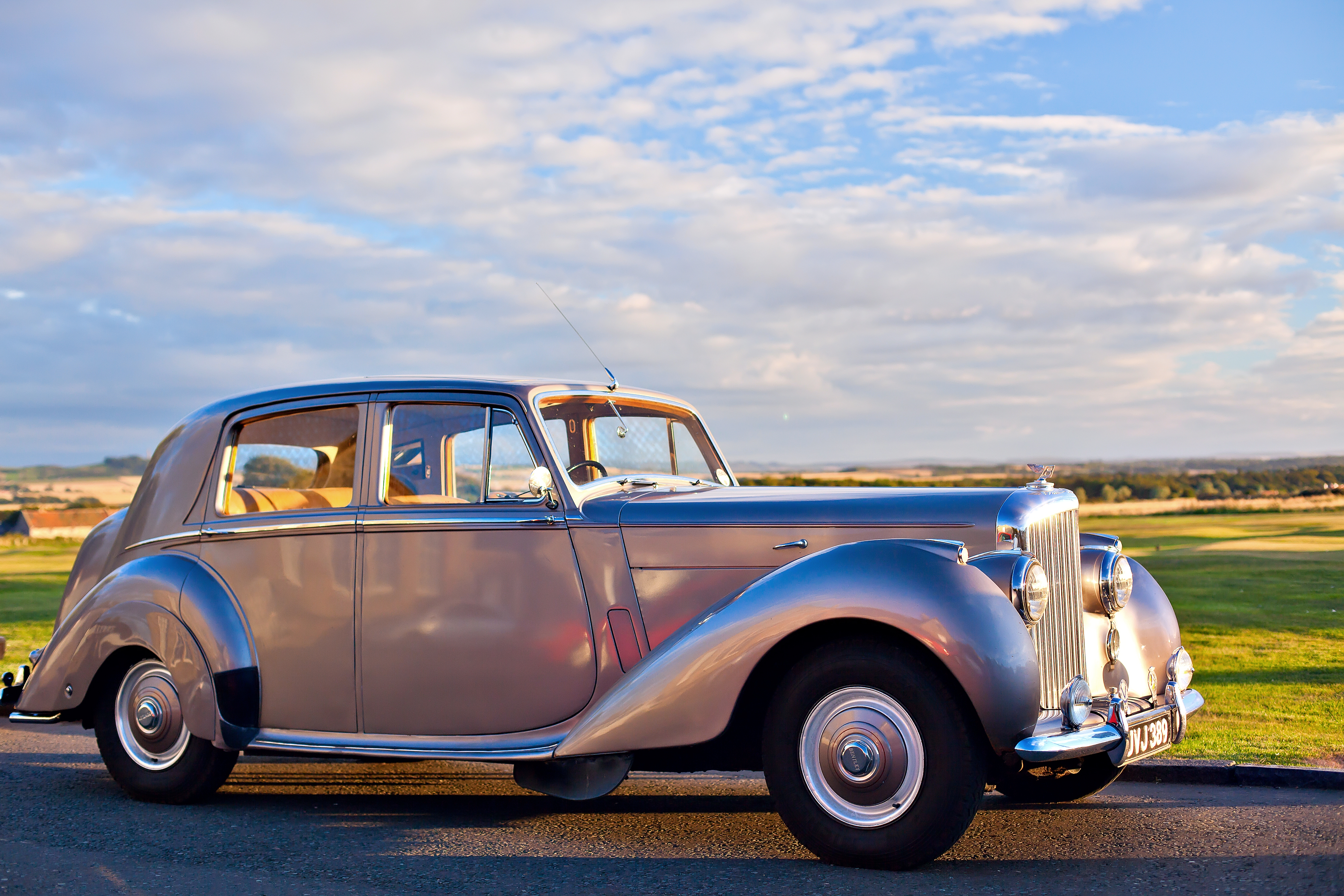 007映画に登場した もっともイケてる クルマたち