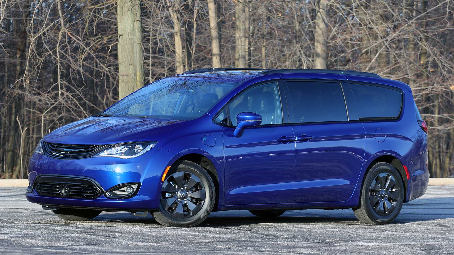 2019 Chrysler Pacifica Hybrid Limited Review Near Perfect