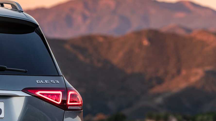 Mercedes Benz Gle 53 Debuts With 429 Hp Of Electrified Thrills