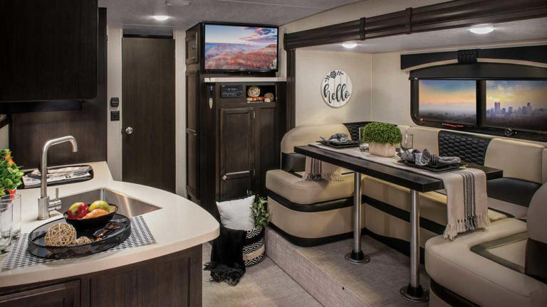 Sonic X RV Trailer Is A Fully Sustainable, Carbon Fiber Camper