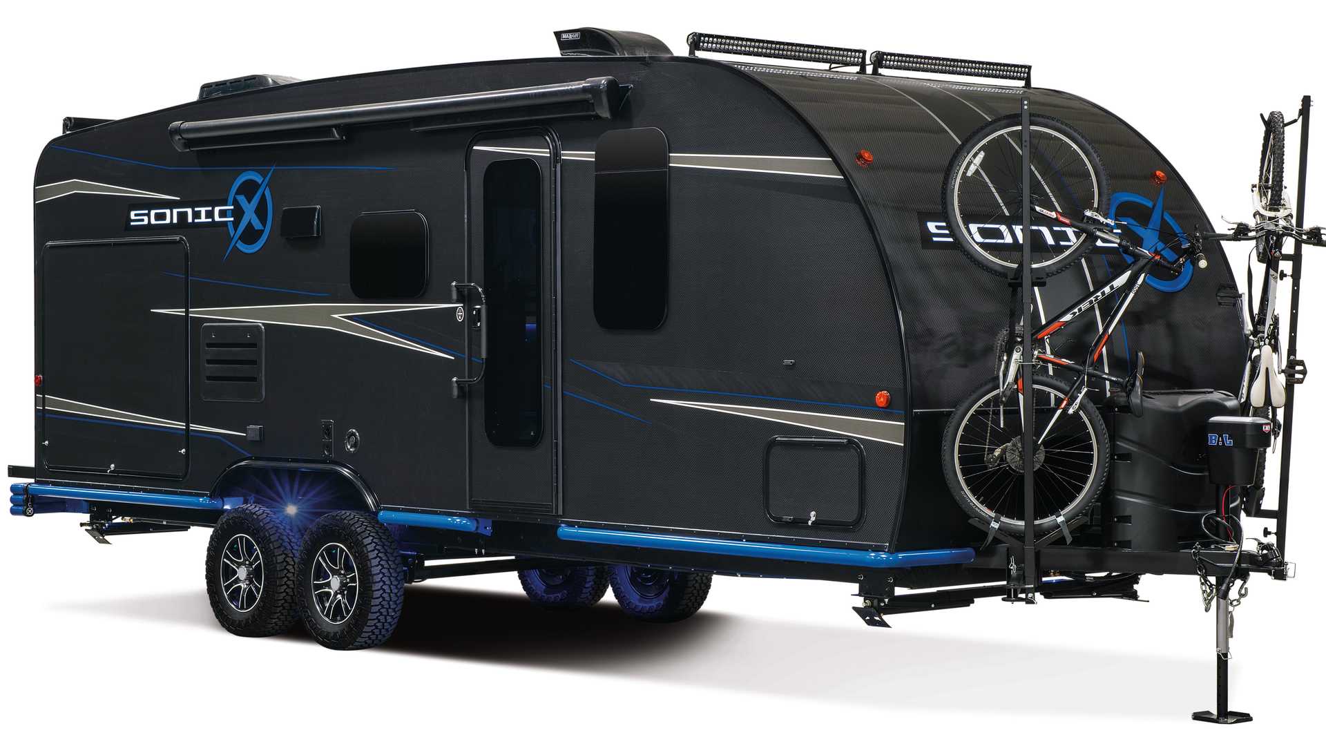 Sonic X RV Trailer Is A Fully Sustainable, Carbon Fiber Camper