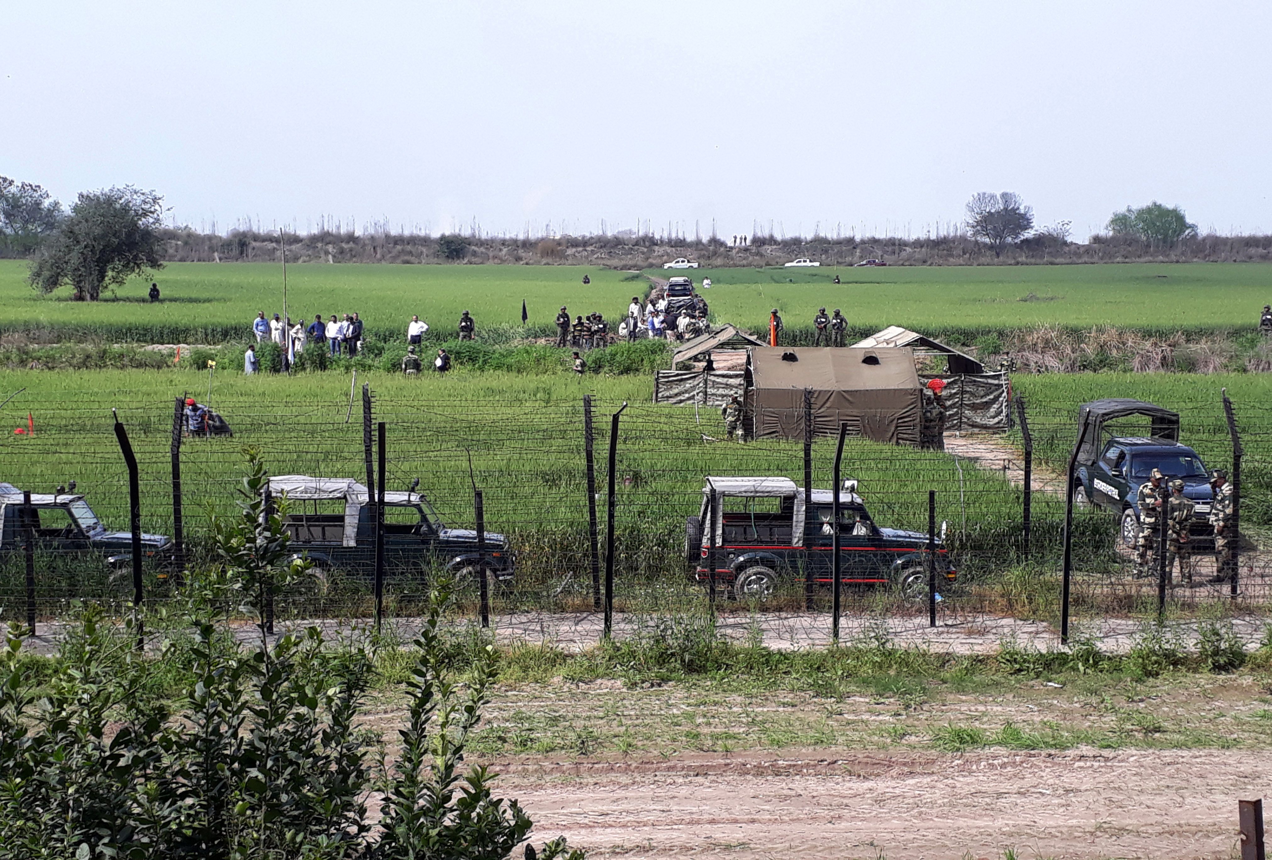 Pakistan India Hold Joint Survey Of Kartarpur Corridor - 