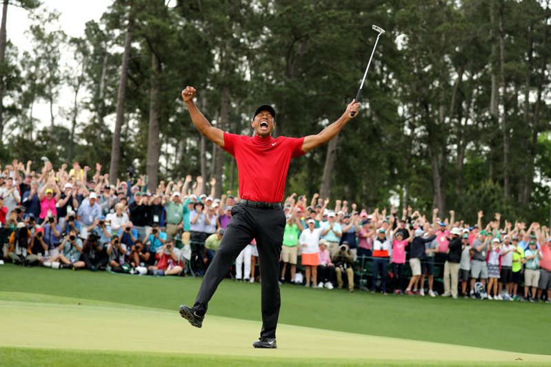 Golf - Masters - Augusta National Golf Club - Augusta, Georgia, U.S. - April 14, 2019 - Tiger Woods of the U.S. celebrates on the 18th hole after winning the 2019 Masters. REUTERS/Lucy Nicholson