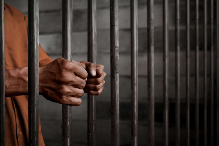 Dera Ghazi Khan Police Arrest Suspected Rapist Murderer Of Minor Girl
