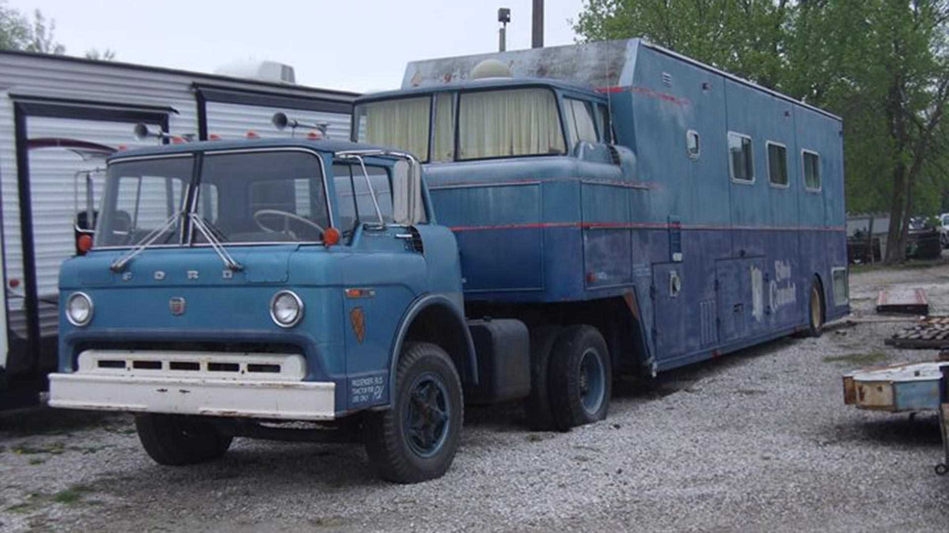Unique Ford RV Offers 1970s Time Warp for $40k