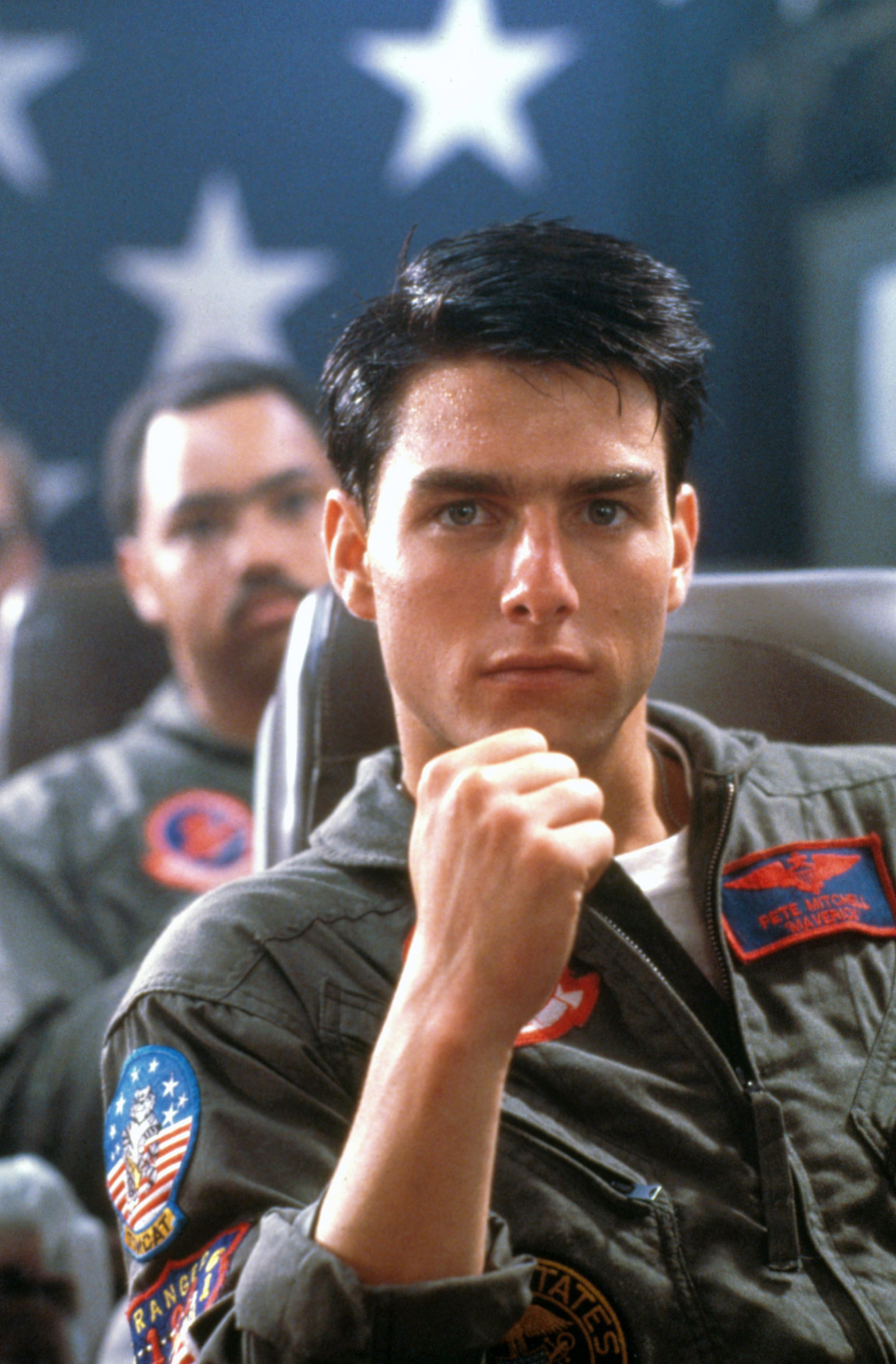 幻灯片 19 - 1: american actor tom cruise on the set of top gun