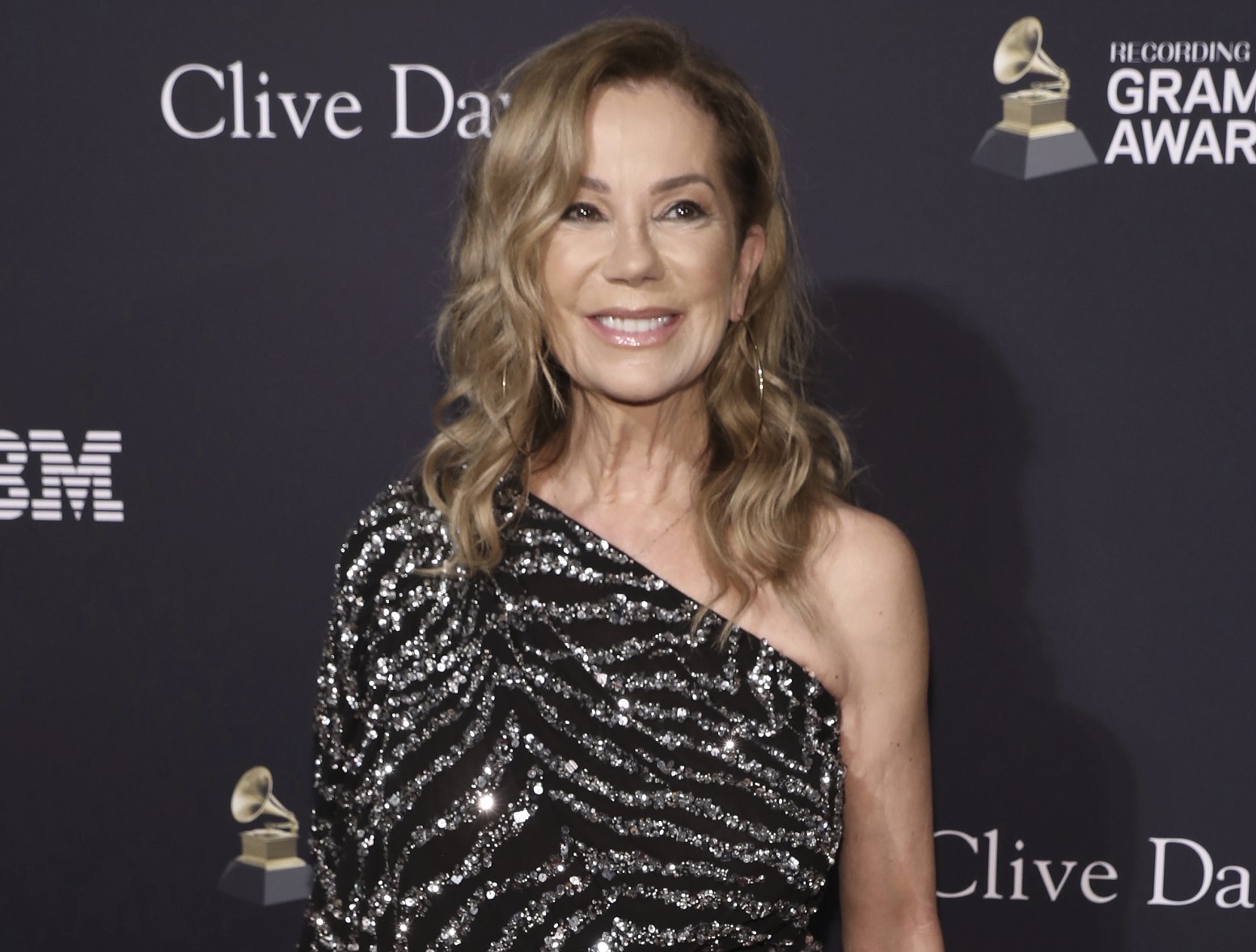 Kathie Lee Gifford Says She S Open To Dating After Moving To