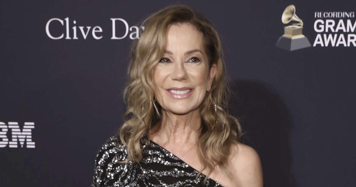 Kathie Lee Gifford Says She S Open To Dating After Moving To