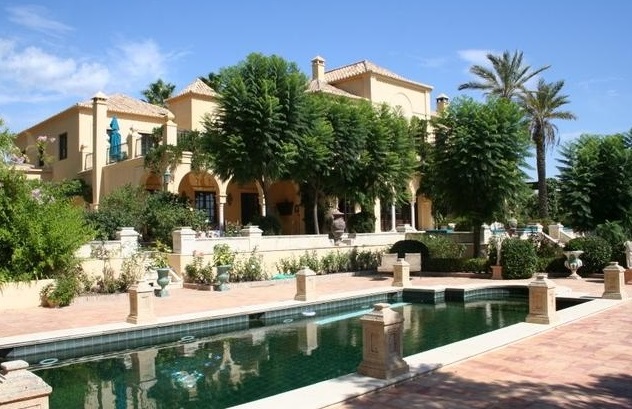 8 Luxurious Properties Around The World