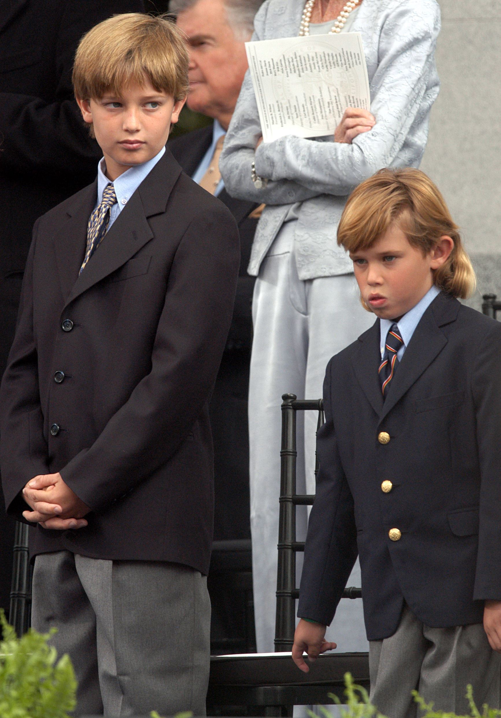 海外有名セレブの2世たち 昔と今 比較写真集