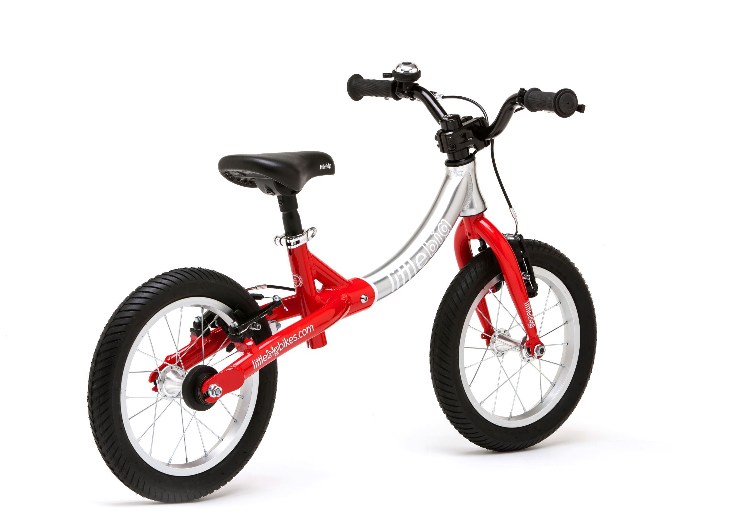 Designed by an Ireland engineer Simon Evans, a 6.6 kg cycle made from high-grade aluminium is specifically aimed for children between the ages of two to seven. It has three different adjustable sizes that allows you to increase the height of the bike as your child grows taller.