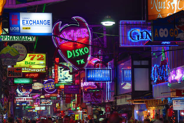 ÎÎ¹Î±ÏÎ¬Î½ÎµÎ¹Î± 23 Î±ÏÏ 41: Pattaya, Bangkok, Thailand