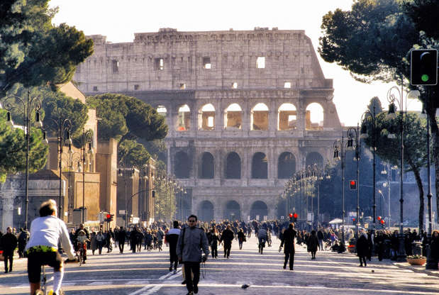 ÎÎ¹Î±ÏÎ¬Î½ÎµÎ¹Î± 28 Î±ÏÏ 41: This is an undated aerial view of the Colosseum in Rome, Italy. The Colosseum is among the leading contenders to be the new seven wonders of the world as a massive poll enters its final month with votes already cast by more than 50 million people, organizers say. The seven winners will be announced July 7, 2007 in Lisbon, Portugal. (AP Photo)