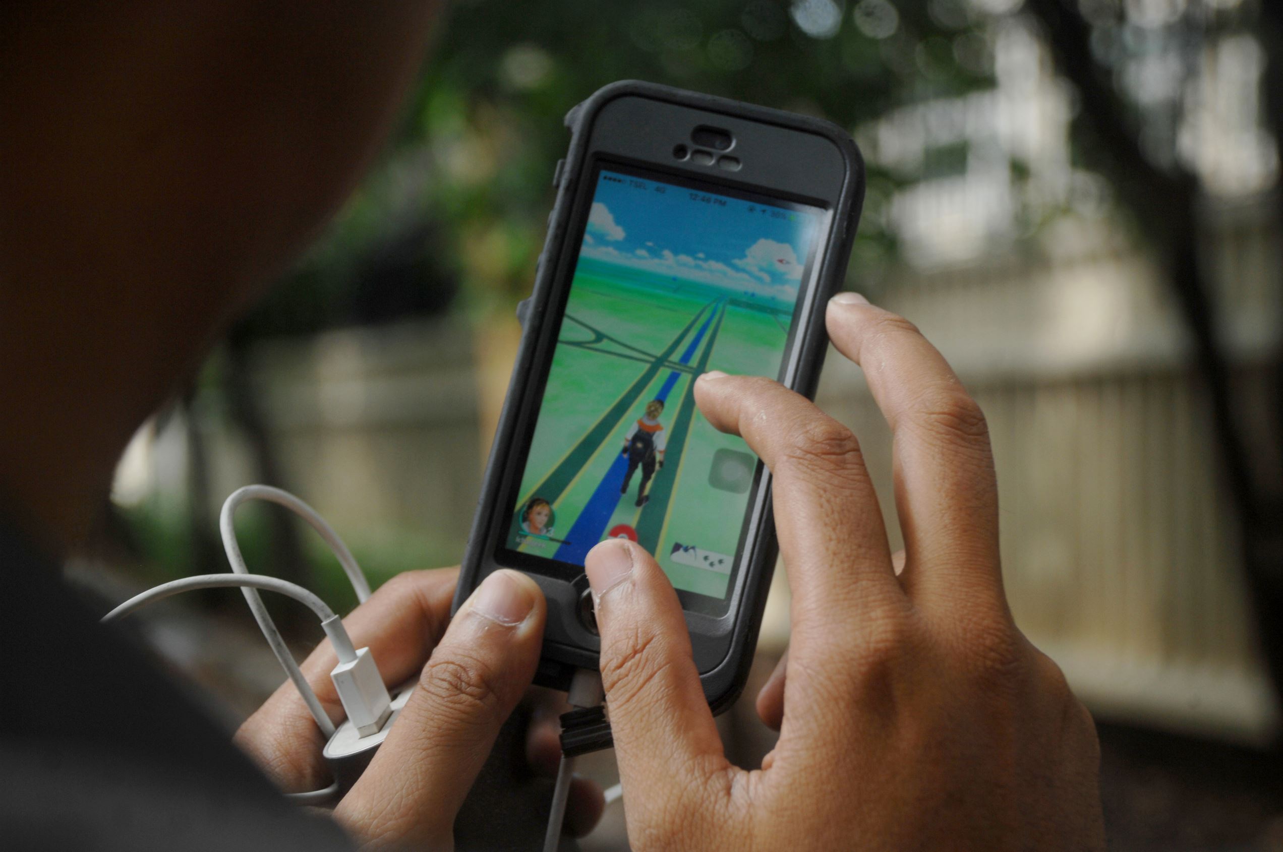 社会現象になるほど大人気 世界が熱狂するゲームアプリ ポケモンgo をめぐる10の珍事