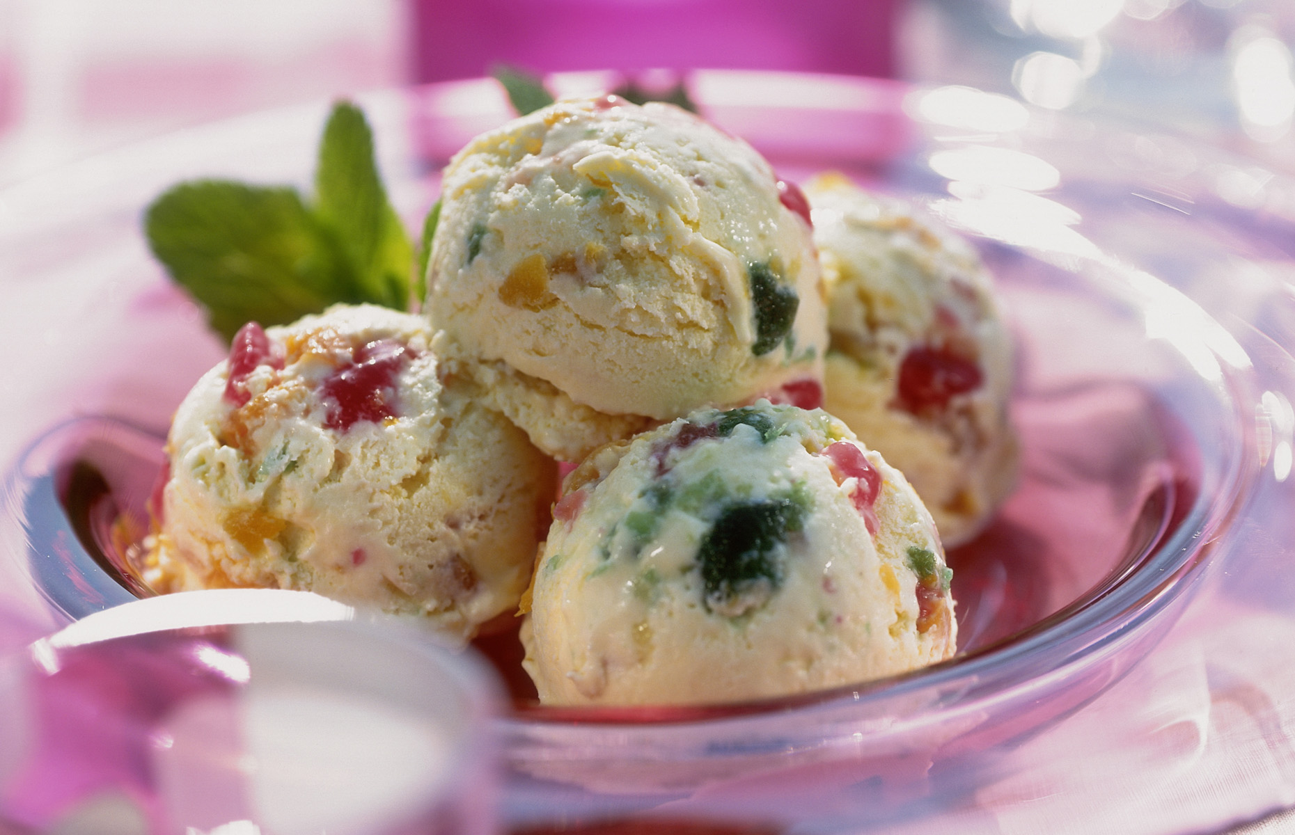 Slide 17 of 20: Tutti frutti ice-cream