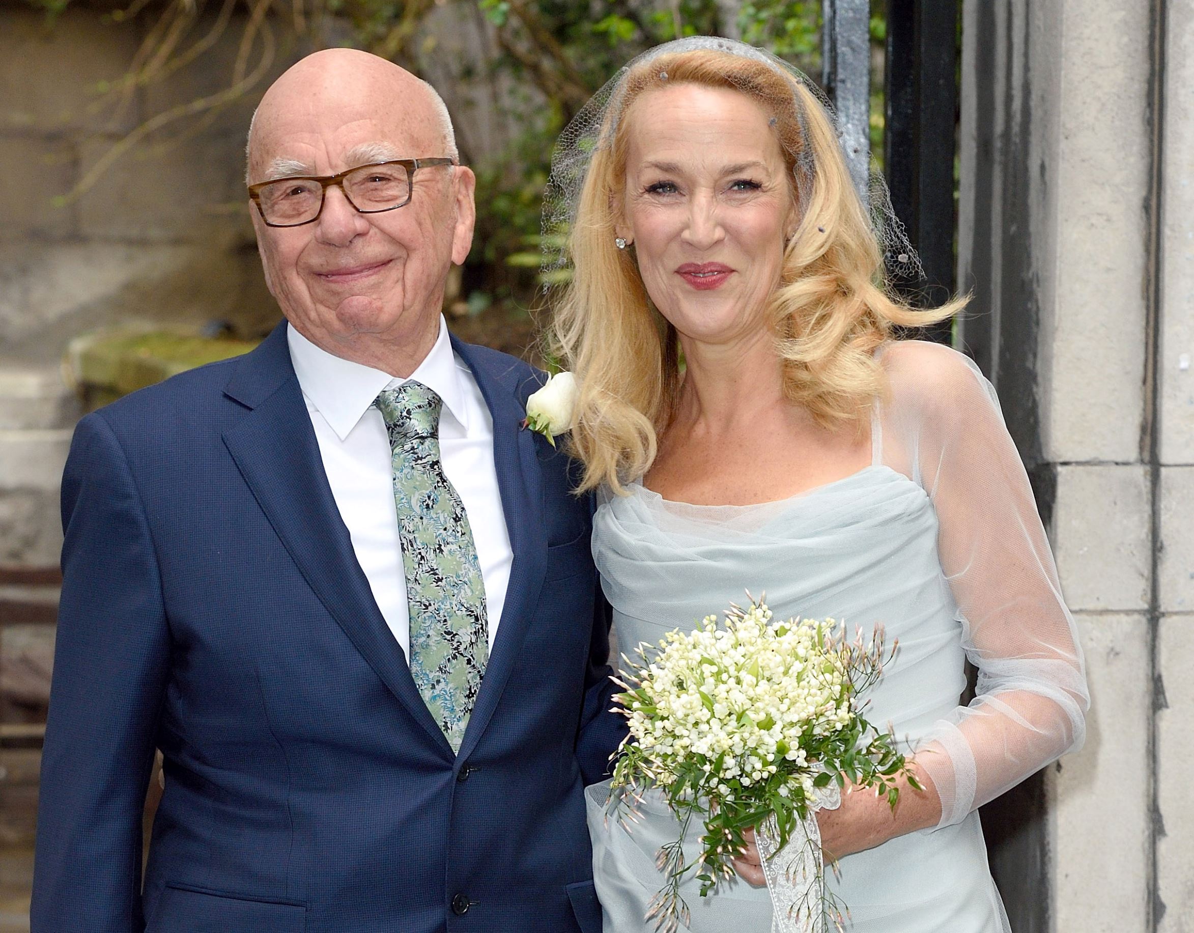 43歳差も 海外有名セレブ 年の差カップル 25組